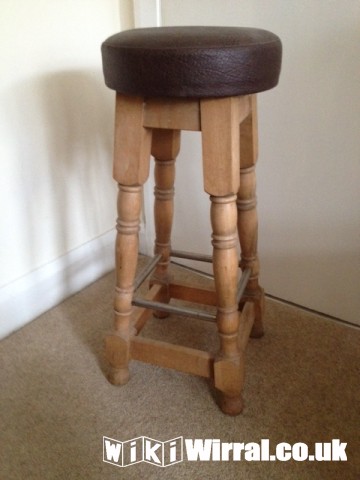 Attached picture bar stool.jpg